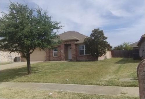 15611 Gatsby Ln, Dallas, TX 75253-5798