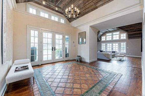 29 Half Mile Rd, Armonk NY  10504-1307 exterior