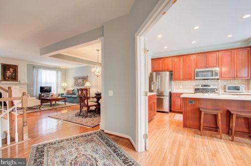 4605 Lambert Pl, Alexandria VA  22311-4959 exterior