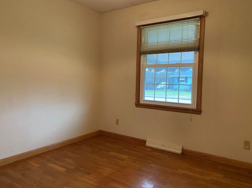 2374 Blodgett St, Meskegon MI 49441-1518 exterior