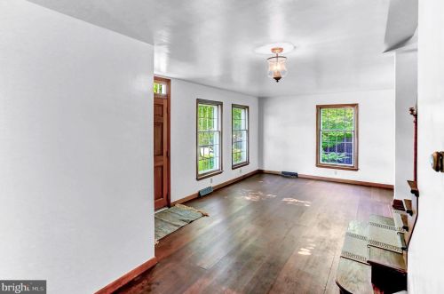 822 Broadway, Hanover PA  17331-2015 exterior