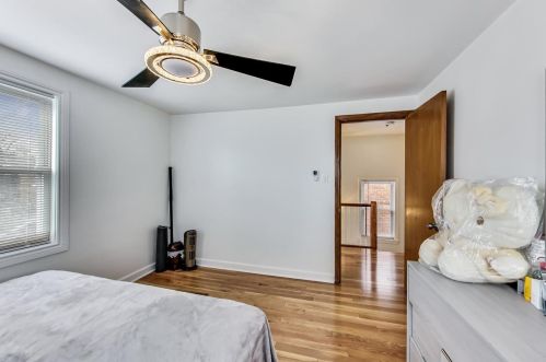 6438 Foster Ave, Chicago IL 60656-2248 exterior