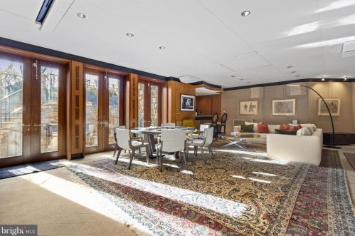 3005 45th St, Washington DC 20016-3528 exterior