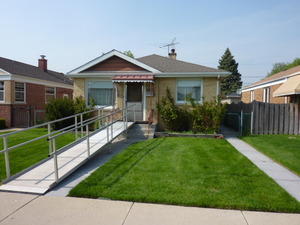 7546 Foster Ave, Chicago IL  60656-3760 exterior