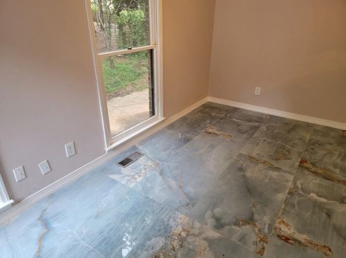 9015 Carroll Manor Dr, Atlanta GA  30350-2010 exterior