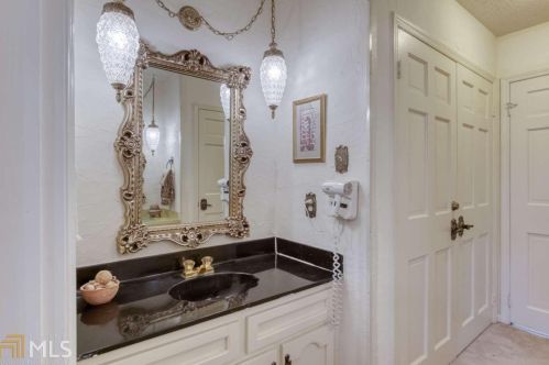 3160 Lk Rnch Dr, Gainesville GA 30506-1050 exterior