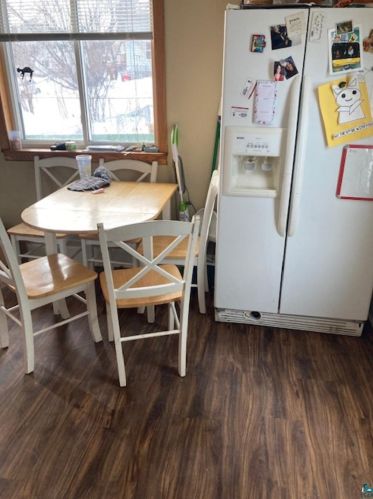 24 Cato Ave, Duluth MN 55808-1110 exterior