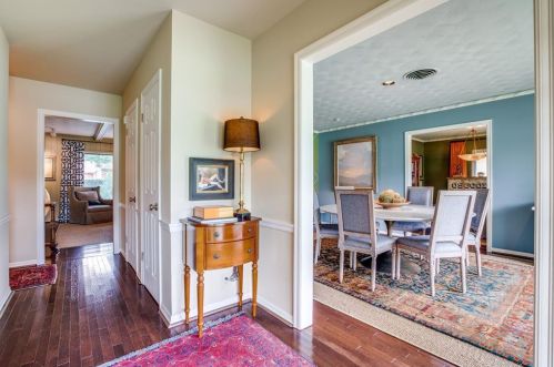 2822 Bonnywood Ln, Dallas TX  75233-2704 exterior