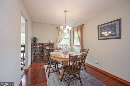 2402 Andover Rd, Riverton NJ 08077-3510 exterior