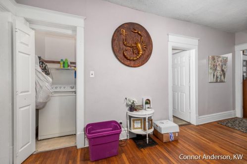 601 Leonard St, Grand Rapids MI 49503-1135 exterior