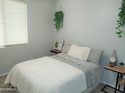 35826 33rd Ln, Phoenix AZ  85086-4201 exterior