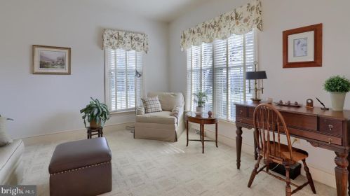 2933 Hearthside Ln, Lancaster PA 17601-1457 exterior