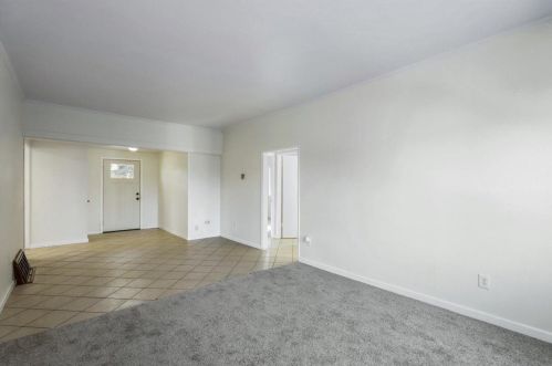 153 Almond Ave, Turlock CA 95380-3150 exterior