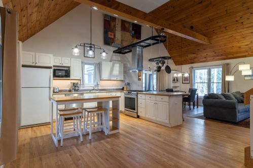 197 Bow Bog Rd, Concord, NH 03304-4004