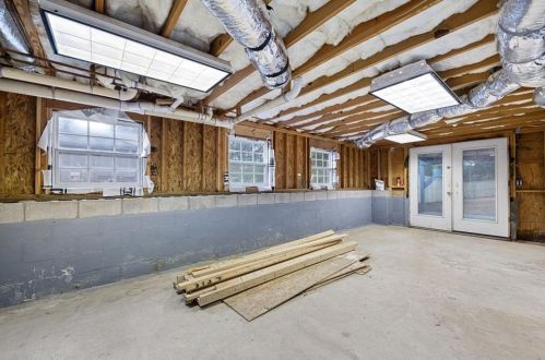 680 Holmes St, Atlanta GA  30318-7626 exterior