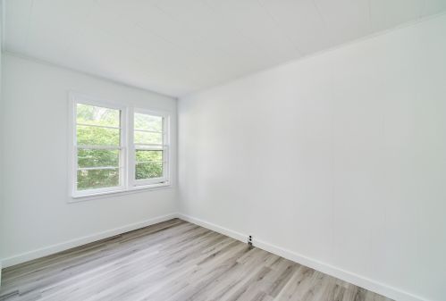 376 Maple St, Shelby MI 49455-1129 exterior