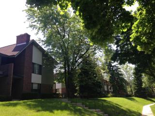 4350 94th St, Milwaukee WI  53222-1565 exterior