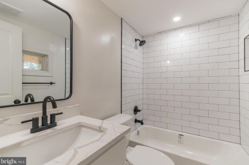 731 Atlantic St, Washington DC  20032-3740 exterior