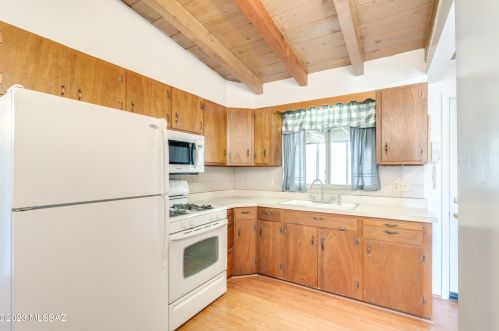 3650 23 St, Tucson AZ 85711-4914 exterior