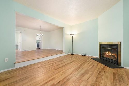 400 Noble St, Pittsburgh PA 15215-2638 exterior