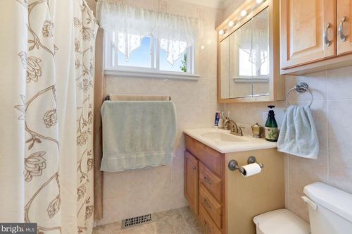 616 Williams Ave, Runnemede NJ 08078-1246 exterior