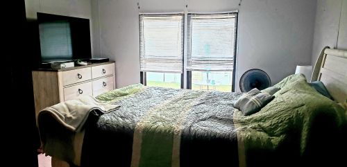 1755 Sycamore Dr, Meskegon MI 49445-3407 exterior