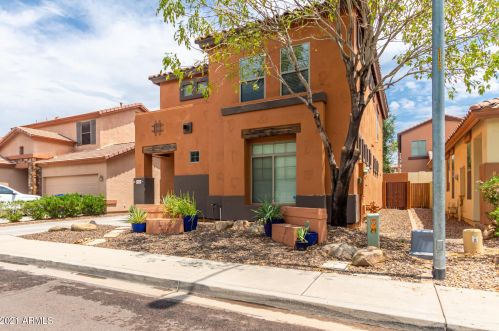 2625 Hawken Way, Chandler AZ  85286-1359 exterior