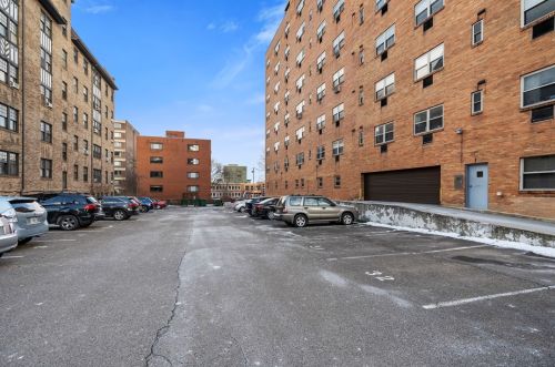 144 Dithridge St, Pittsburgh PA  15213-2659 exterior