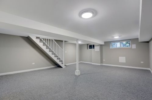 1934 Newport Ave, Chicago IL  60657-1026 exterior