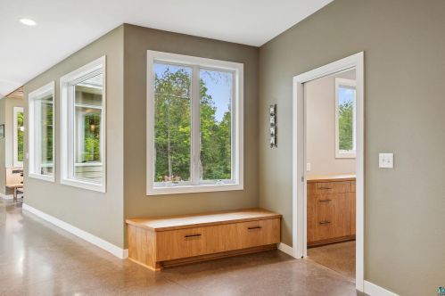 5397 Jean Duluth Rd, Duluth MN 55804-2660 exterior