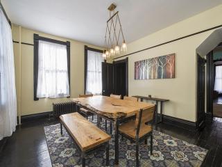 2963 Scranton Rd, Cleveland OH  44113-5321 exterior