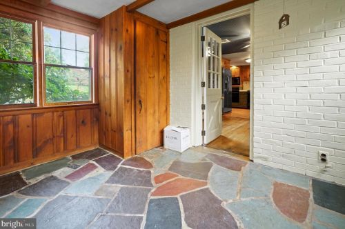 2071 Sunnyside Ave, Pottstown PA 19464-3026 exterior