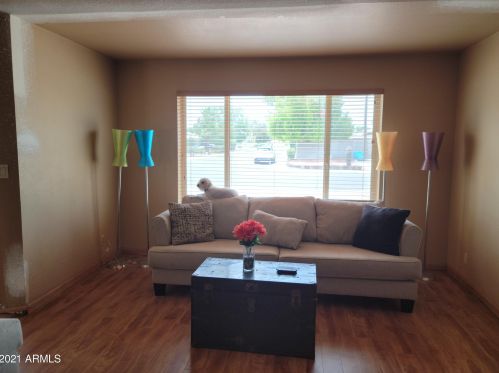 4218 Evans Dr, Phoenix AZ 85032-5575 exterior