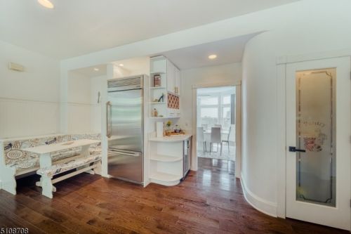 11 Beacon Hl Dr, Chester NJ exterior