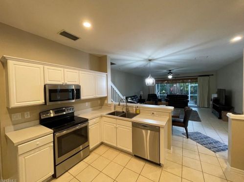 15723 Marcello Cir, Naples FL 34110-2834 exterior