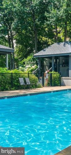 2001 Hamilton St, Philadelphia PA  19130-4298 exterior