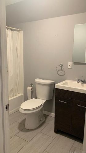 193 Bassett St, New Britain CT 06051-3421 exterior