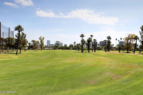 2309 Edgemere St, Phoenix AZ 85006-1115 exterior