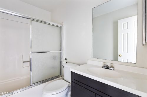 2502 58 Ln, Phoenix AZ 85035-1733 exterior