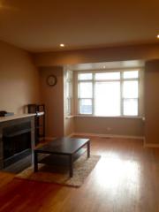 3141 Southport Ave, Chicago IL  60657-3226 exterior