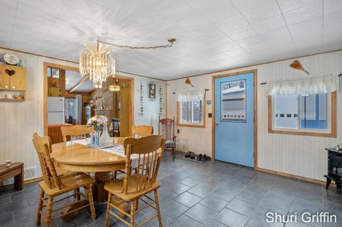 11470 Bluewater Hwy, Lowell MI 49331-9220 exterior