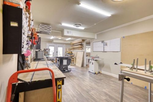 3291 Clifton Church Rd, Atlanta GA  30316-4945 exterior