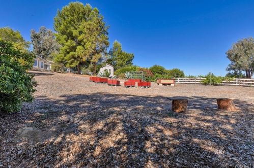 31150 Avenida Del Reposo, Temecula CA 92591-1719 exterior