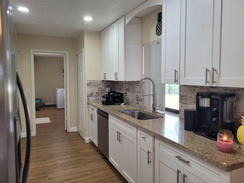 457 Walters Ter, Fort Pierce FL  34983-3878 exterior