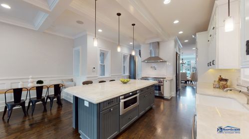 3438 Claremont Ave, Chicago IL 60608-6014 exterior