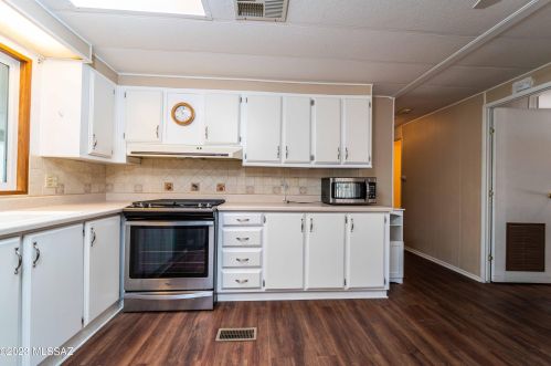 101 Mora Dr, Green Valley AZ 85614-4317 exterior