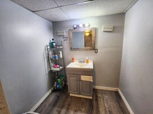 39 Vandewater St, Providence RI 02908-1623 exterior