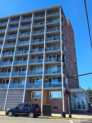 899 Boulevard, Union City NJ  07086-7078 exterior