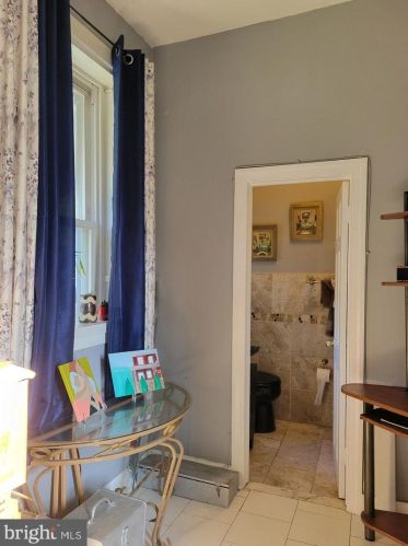 531 Benner St, Philadelphia PA 19149-3214 exterior