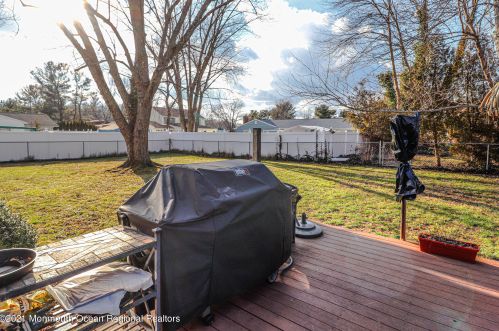 16 Troilus Dr, Old Bridge NJ 08857-2723 exterior